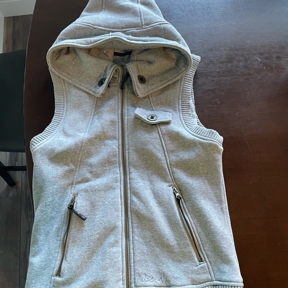 Pulse Me women’s winter vest. - Picture 3 of 3